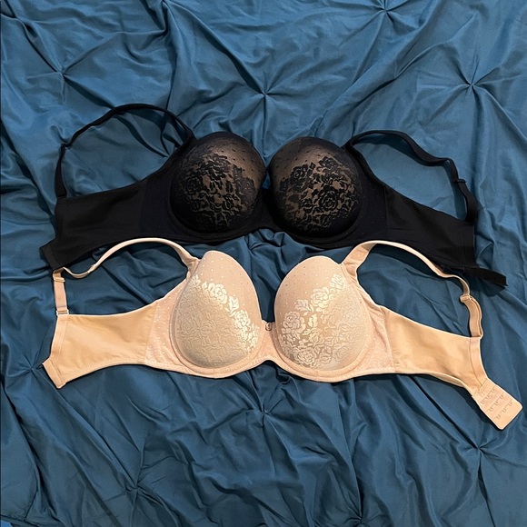 Soma Other - Soma Stunning Support Black and Cream Lace Bras 32DD